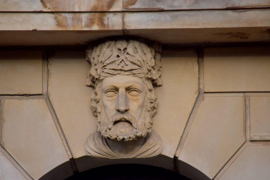 Guildhall, designed George Nichols, stonemason Burkitt 1867