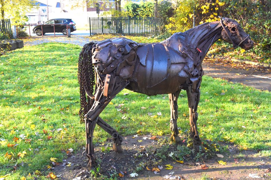 Vulcan Road, start of Lunt path. Ponies. sculptor Sally Mathews. there were 3 , now only 2