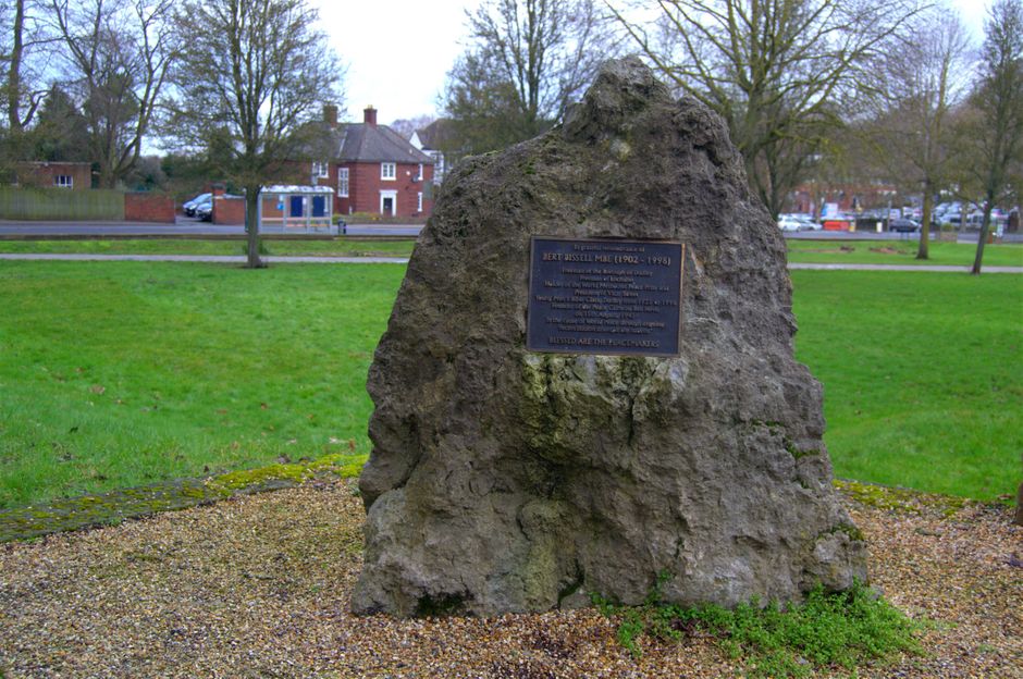 Memorial to Bert Bissell, Coronation Gardens