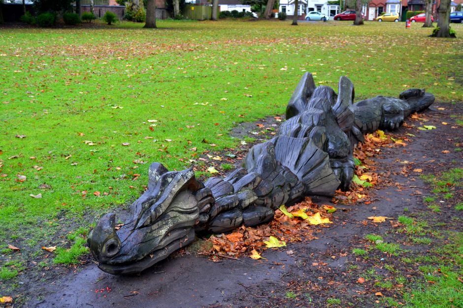 Dragon in Greenfield gardens. designed by Steve Field, carved by Graham Jones and Robot Cossey